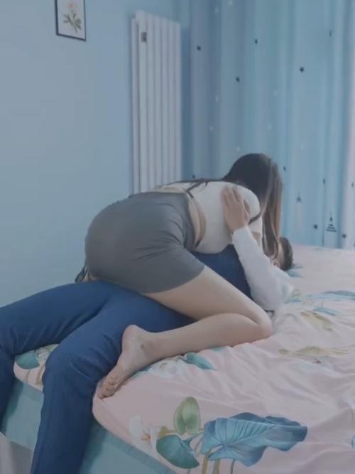 裸体按摩在线的相关介绍