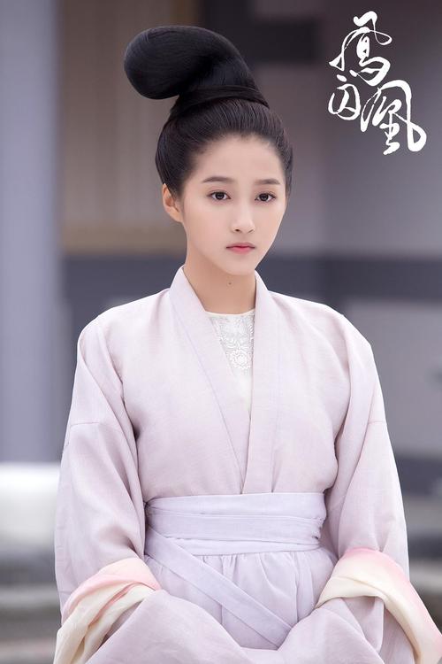 日本大学生精油按摩在线的相关介绍