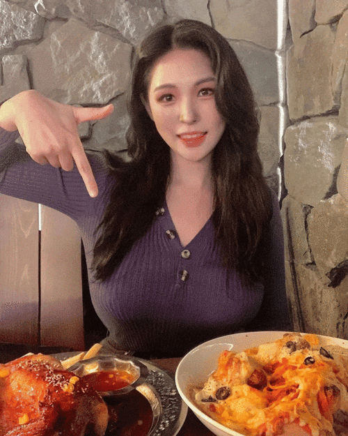 巨乳少妇按摩电影的相关介绍